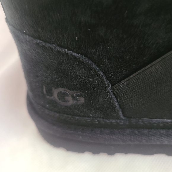 UGG Unisex Neumel ll Slipon in Black Ankle Boots Sz 10 - Picture 5 of 8